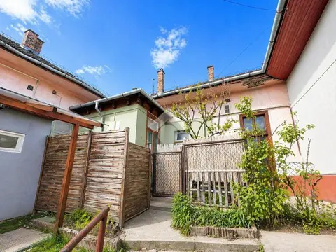 Lakás eladó – Budapest