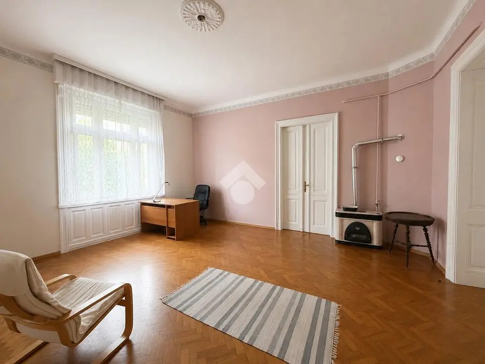 Lakás eladó – Budapest