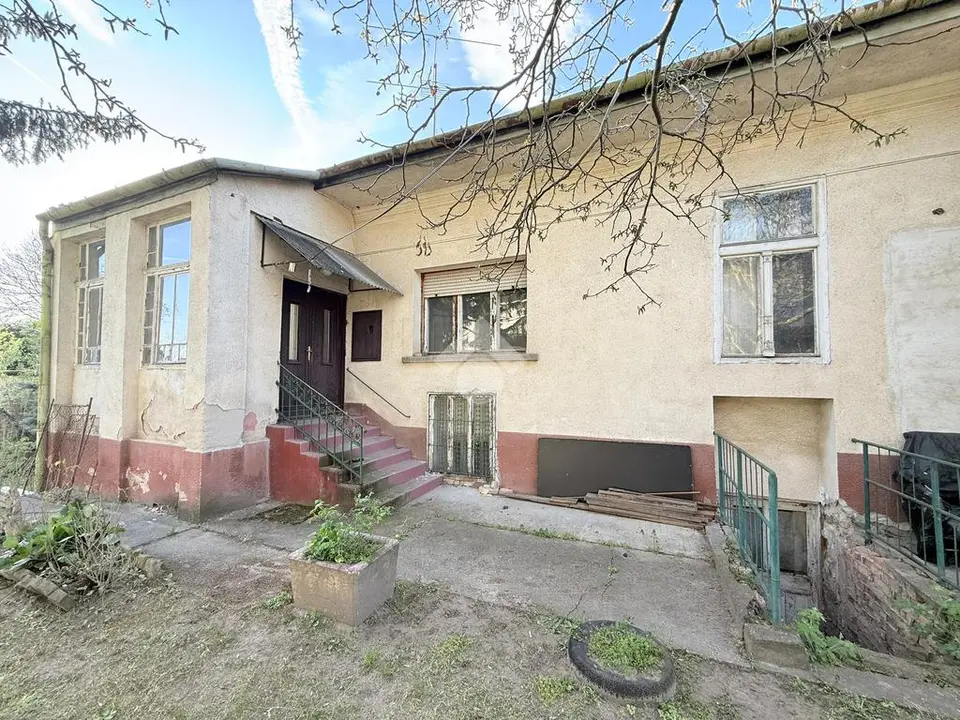 Ház eladó – Budapest