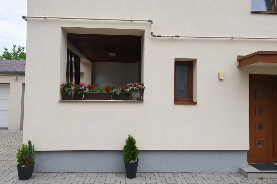 A Balatontól 5 percre, modern, földszinti, újszerű lakás, Keszthely központjában