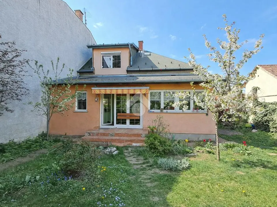 Ház eladó – Budapest