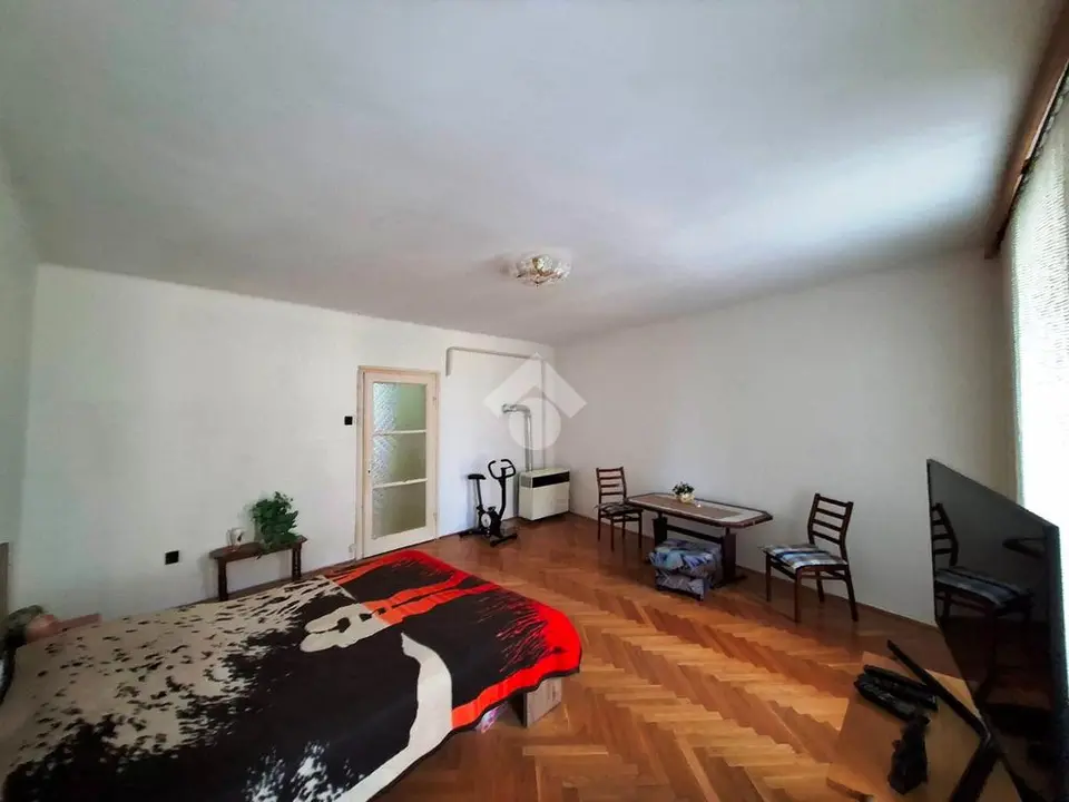 Lakás eladó – Budapest