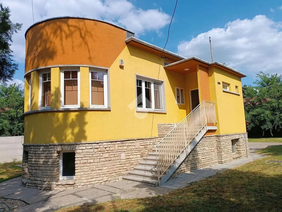 Ház eladó – Budapest