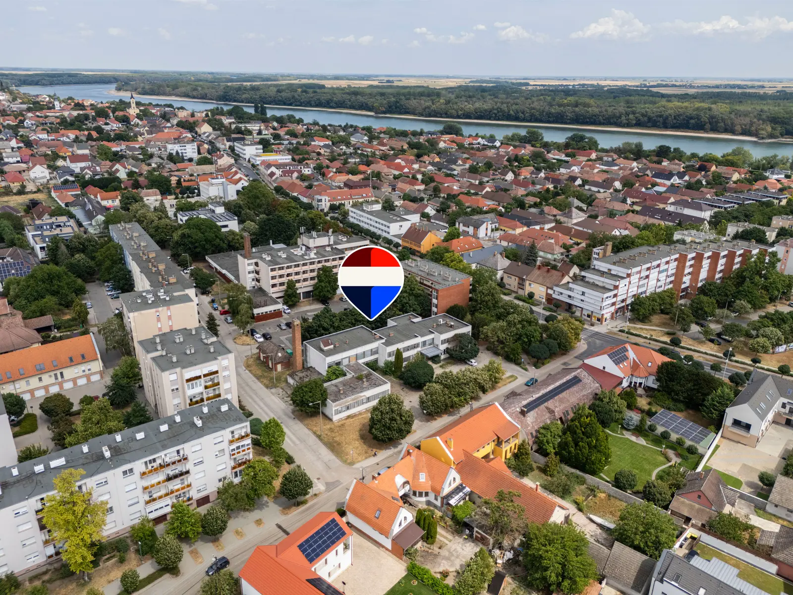 Eladó fejlesztési ingatlan Paks központjában