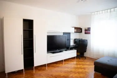 Kényelmes tégla lakás Budapest XIII. kerületében, a Föveny utcában